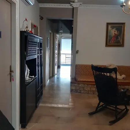 Flat With Private Rooms Agrinio Exterior photo