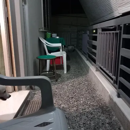 Flat With Private Rooms Agrinio Exterior photo