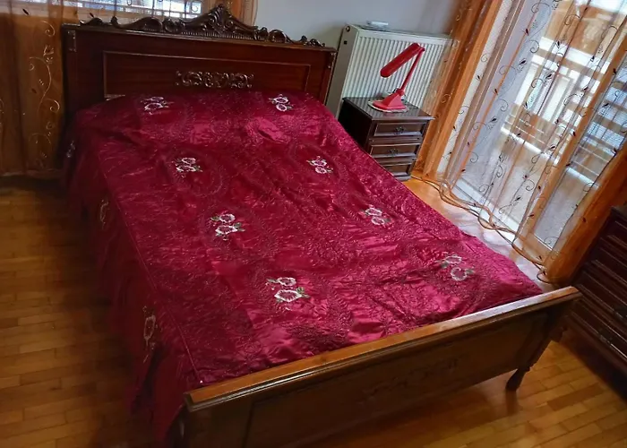 Flat With Private Rooms